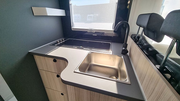 Sun Living A 75 SL Ford 165hk *  B-körkort * 5 bältade platser * Aut * RÄNTEKAMPANJ 3.95% Månadskostnad 3882:- 11 of 20