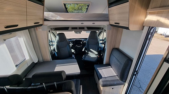 Sun Living A 75 SL Ford 165hk *  B-körkort * 5 bältade platser * Aut * RÄNTEKAMPANJ 3.95% Månadskostnad 3882:- 8 of 20