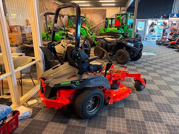 Ariens Zenith E 48 Elektrisk Zero-Turn Gräsklippare 2 of 5