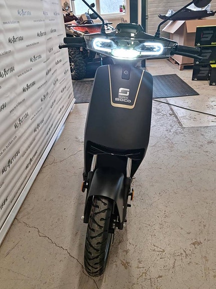 Super SOCO CUx Elmoped 6 of 9