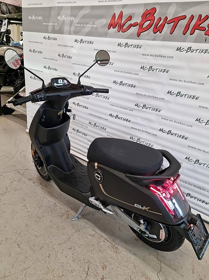 Super SOCO CUx Elmoped 4 of 9