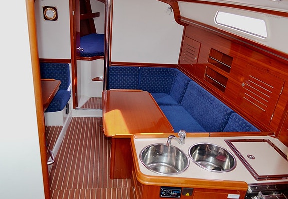 Hanse 342 3-cabin 3 of 5
