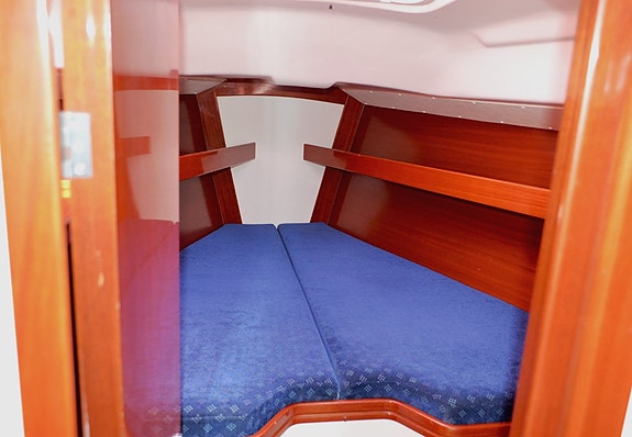 Hanse 342 3-cabin 6 of 6