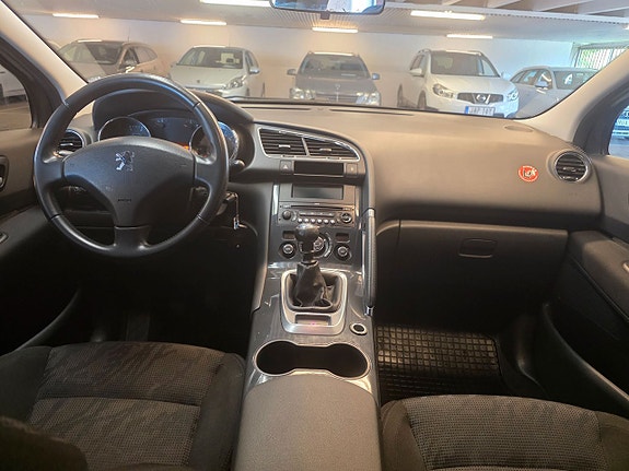 Peugeot 3008 13 of 14