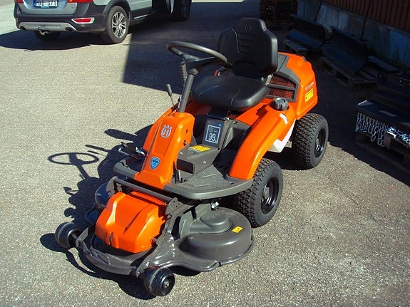 Husqvarna R 214 TC