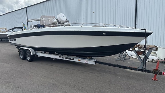 Wellcraft Scarab Sport 302 CC -86 med Mercruiser 496 Mag HO