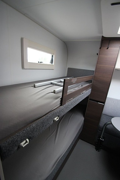 Adria Alpina 763 UK -22 16 of 17