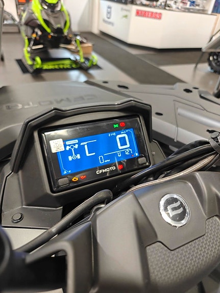 CFMOTO CFORCE 625 L TRAKTOR B 3,95% RÄNTA 3 of 4