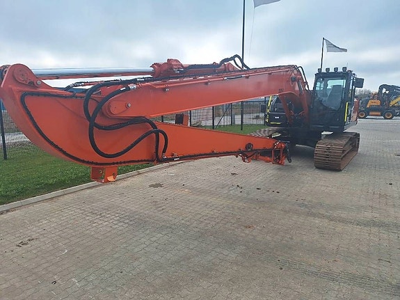 Hitachi ZX 210 LC - 7 LONG REACH , SÄLJES 3 of 24