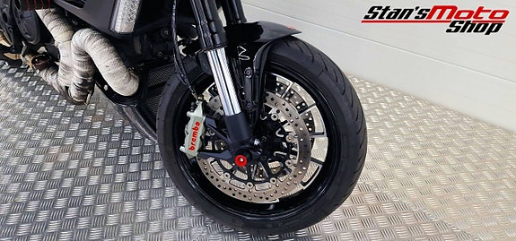 Ducati Diavel ABS  SC Project 12 of 16