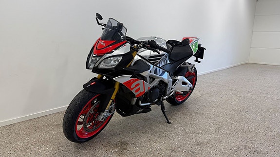 Aprilia Tuono V4 Factory Akrapovic Öhlins Toppskick! 5 of 5