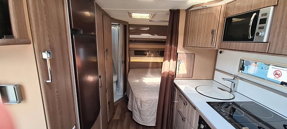 Kabe 560 XL KS Imperial "Solceller + El-stödben + AC" 5 of 8