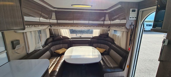 Kabe 560 XL KS Imperial "Solceller + El-stödben + AC" 3 of 8