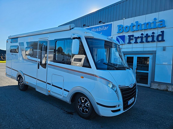 LMC 655 Premium Rundsits soffa