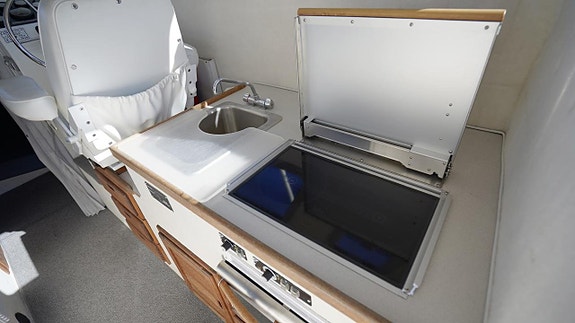 Sea Sport Explorer 2400 / 2006 9 of 12