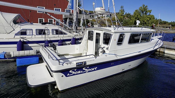 Sea Sport Explorer 2400 / 2006 2 of 12