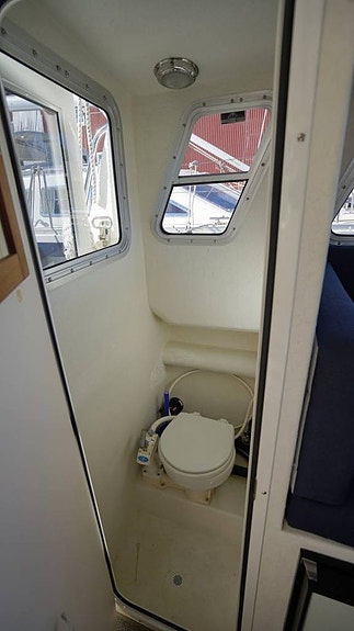Sea Sport Explorer 2400 / 2006 11 of 12