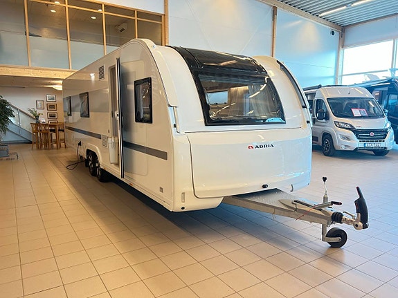 Adria Adora 753 UK (Barnkammare+ALDE+7 Sovplatser+Dusch) 3 of 30