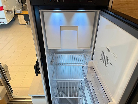 Adria Adora 753 UK (Barnkammare+ALDE+7 Sovplatser+Dusch) 17 of 30