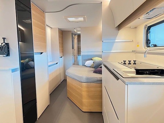 Adria Adora 753 UK (Barnkammare+ALDE+7 Sovplatser+Dusch) 12 of 30