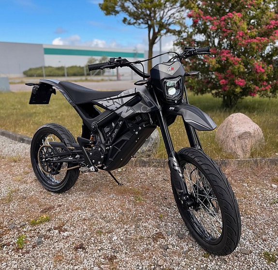 Rieju apollo RFN ARES EL-Motard 4000W 74V 43Ah - DEMO 2 of 4