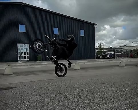 Rieju apollo RFN ARES EL-Motard 4000W 74V 43Ah - DEMO 3 of 4