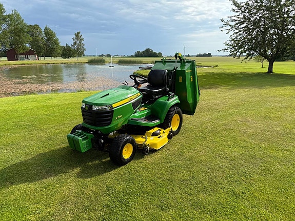 John Deere X750 Uppsamlare