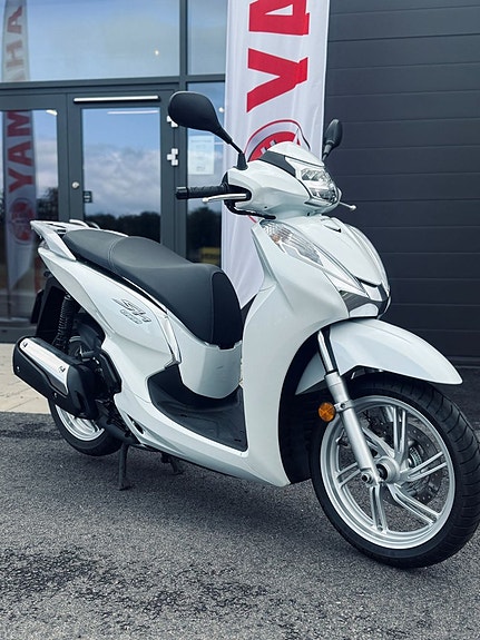 Honda SH300