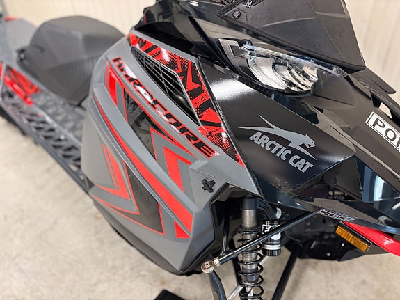 Arctic Cat M 8000 Hardcore Alpha 154 5 of 5