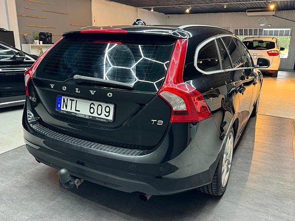 Volvo V60 5 of 5