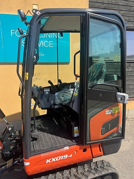 Kubota KX019-4 m Kinshofer tiltpower 2 of 6