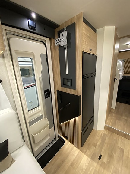 Pilote G 740 FGJ EVIDENCE Höga bäddar Alde 180hk 18 of 21