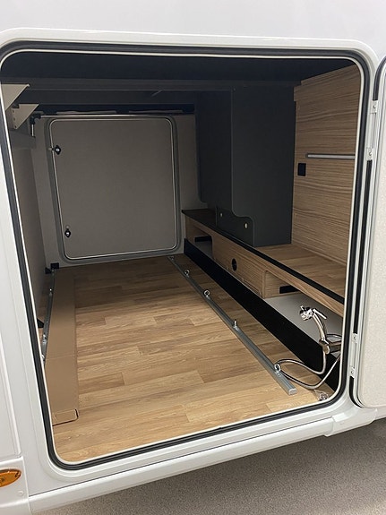 Pilote G 740 FGJ EVIDENCE Höga bäddar Alde 180hk 7 of 21