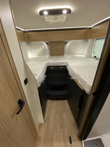 Pilote G 740 FGJ EVIDENCE Höga bäddar Alde 180hk 9 of 21