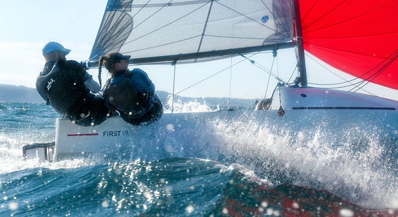 Beneteau First 18SE 2 of 5