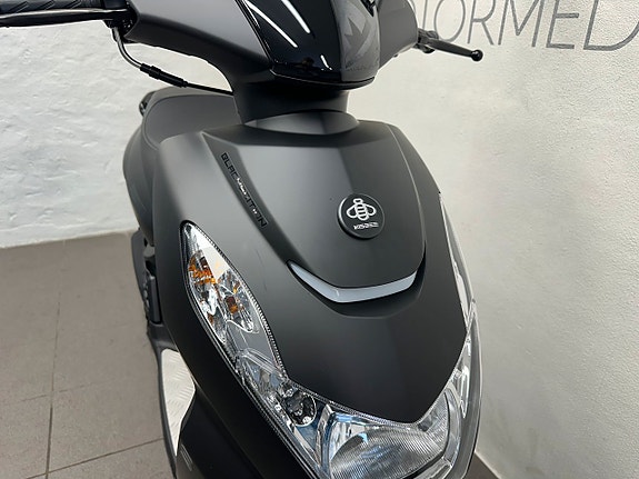 Peugeot Kisbee S Mad Black 45/kmh Hjälm på köpet! 8 of 13