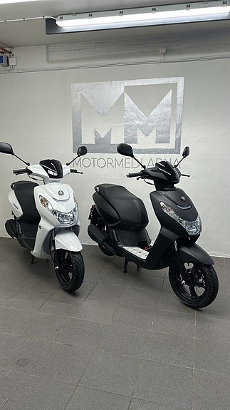 Peugeot Kisbee S Mad Black