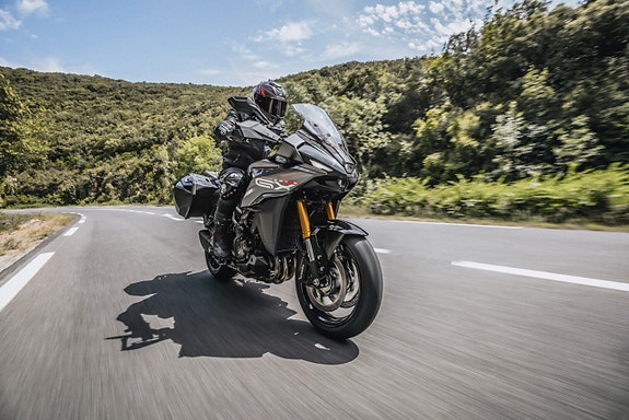 Suzuki GSX-S 1000 GX 8 of 12