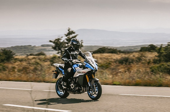 Suzuki GSX-S 1000 GX 9 of 12