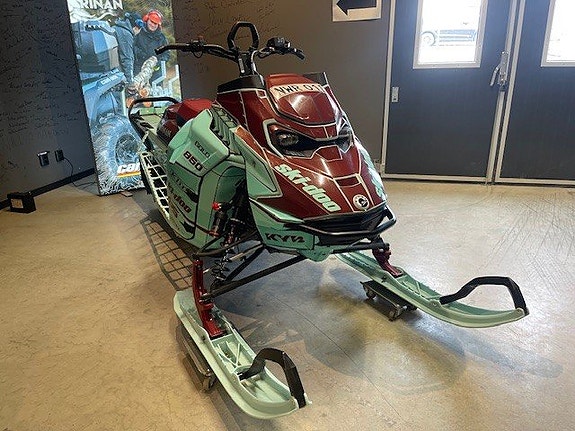 SkI-DOO FREERIDE STD 850 E-TEC 10,25" SKÄRM -24
