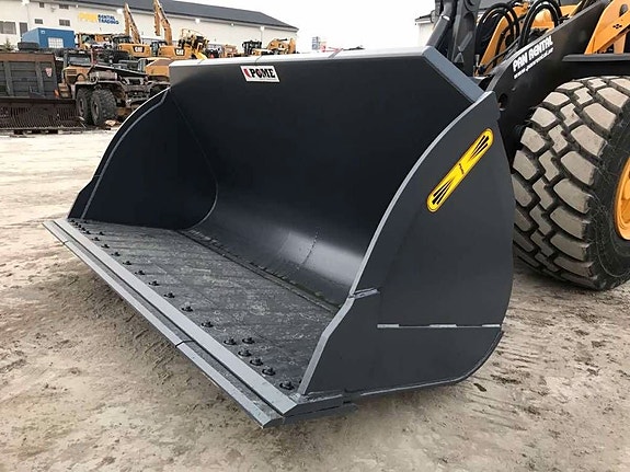 Volvo L180H Uthyres/For Rental 3 of 3