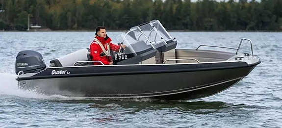 Buster LX 2025 Yamaha F60 FETL 2025