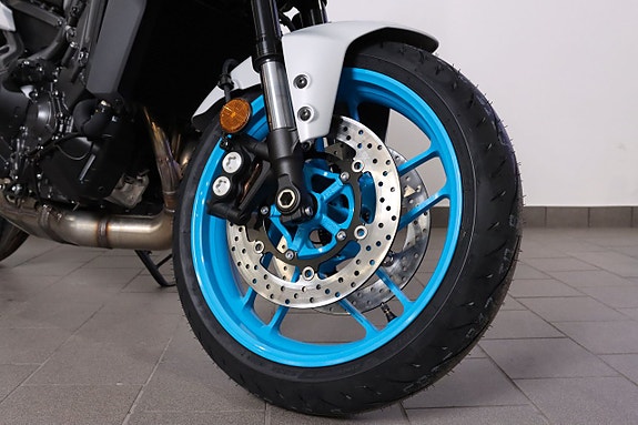 Yamaha MT-09 11 of 14