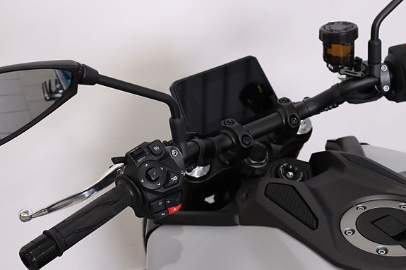 Yamaha MT-09 14 of 14