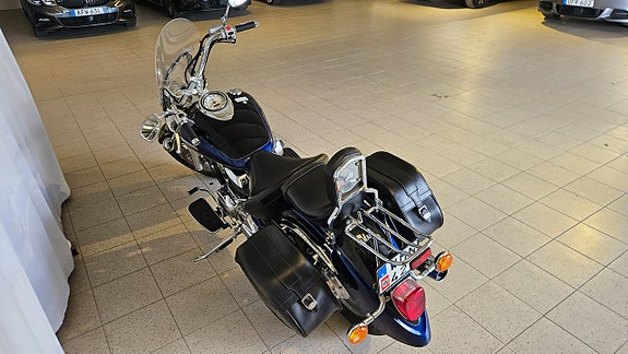Yamaha XVS1100 4 of 5
