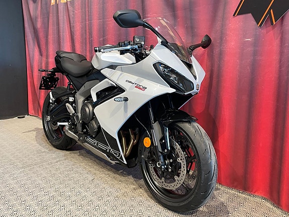 Triumph DAYTONA 660 *FABRIKSNY -2025, PRISSÄNKT* 3 of 5