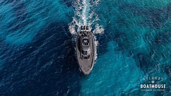 Marell M12 | 3x Mercury Verado V12 - 600 hp 8 of 30