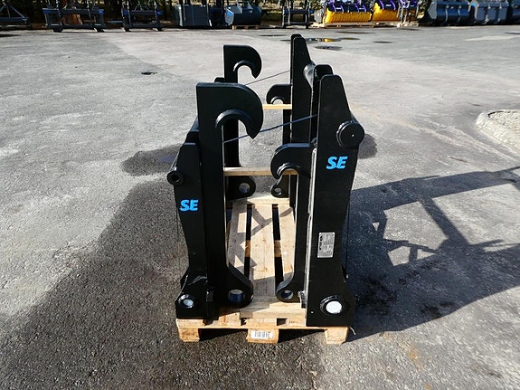 Adapters L50-L120 till L150-L220 & L150-L220 till L50-L120 2 of 5