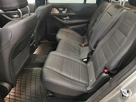 Mercedes-Benz GLS400 d 6 of 18