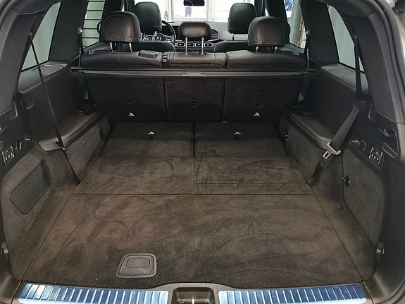Mercedes-Benz GLS400 d 9 of 18